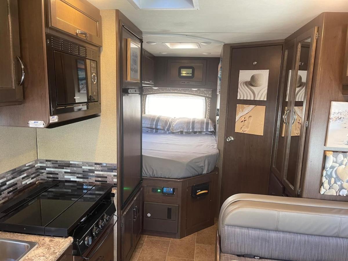 Aj-Xl Rv Rental ลอสแอนเจลิส ภายนอก รูปภาพ